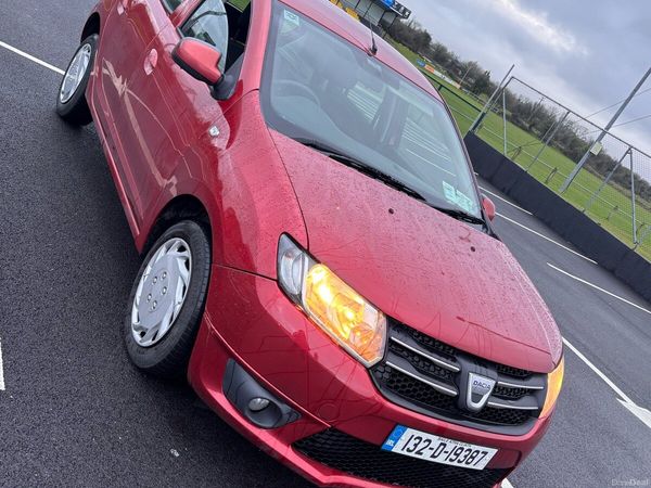 Dacia Sandero Hatchback, Diesel, 2013, Red