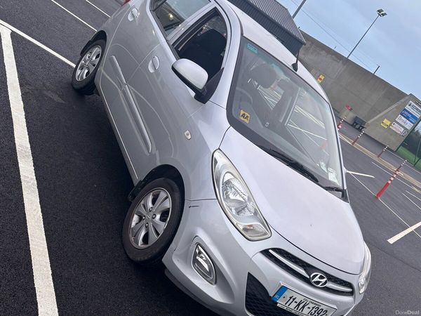 Hyundai i10 Hatchback, Petrol, 2011, Silver