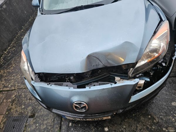 Mazda Mazda3 Saloon, Diesel, 2011, Blue