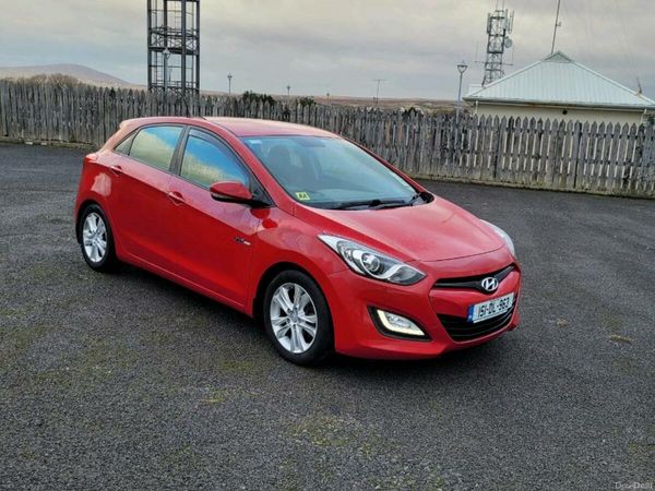 Hyundai i30 Hatchback, Diesel, 2015, Red