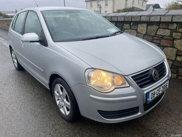 Volkswagen Polo Hatchback, Petrol, 2008, Silver