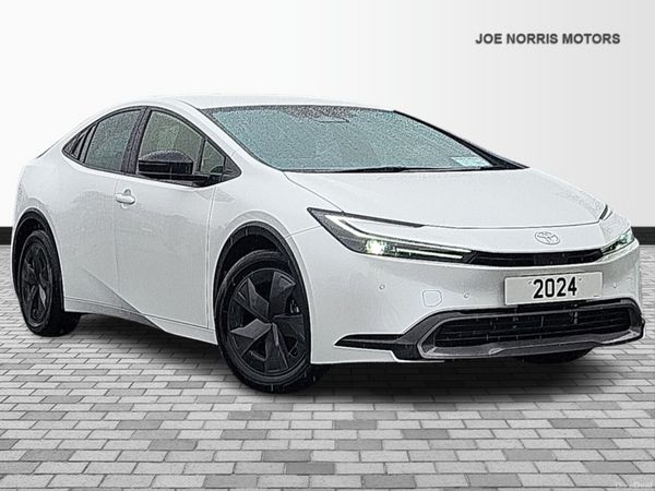 Toyota Prius Hatchback, Petrol Hybrid, 2024, White