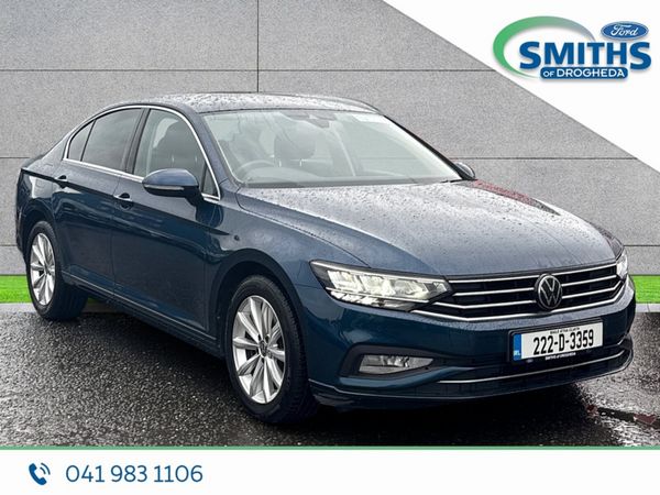 Volkswagen Passat Saloon, Diesel, 2022, Blue