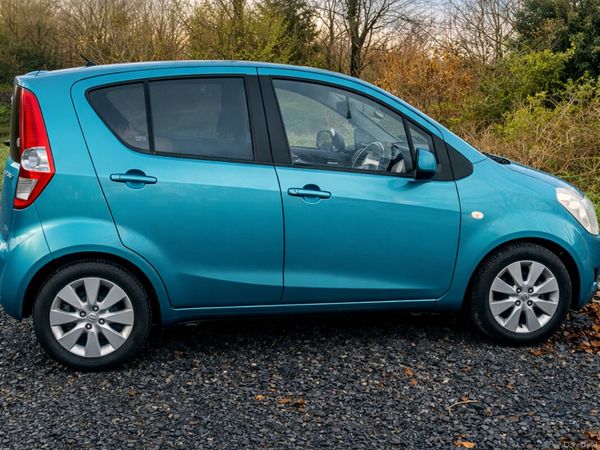 Suzuki Splash Hatchback, Petrol, 2009, Blue