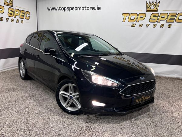 Ford Focus Hatchback, Petrol, 2015, Black