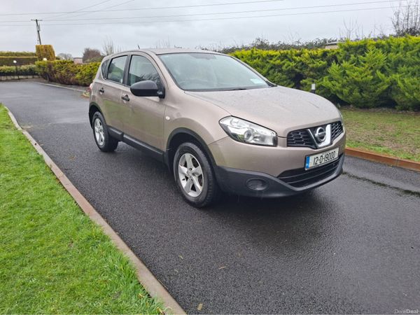 Nissan Qashqai Hatchback, Diesel, 2012, Brown