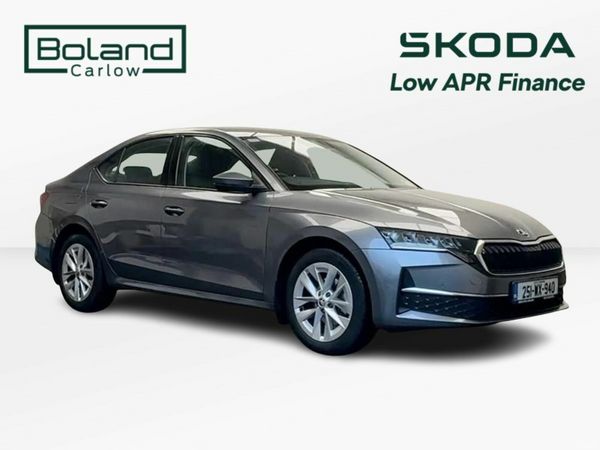 Skoda Octavia Saloon, Diesel, 2025, Grey