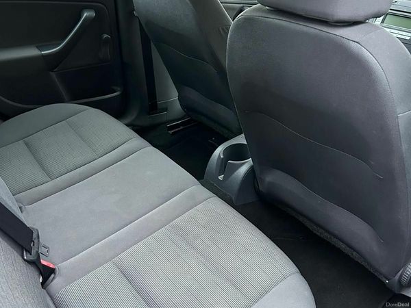 Volkswagen Golf Hatchback, Petrol, 2008, Blue