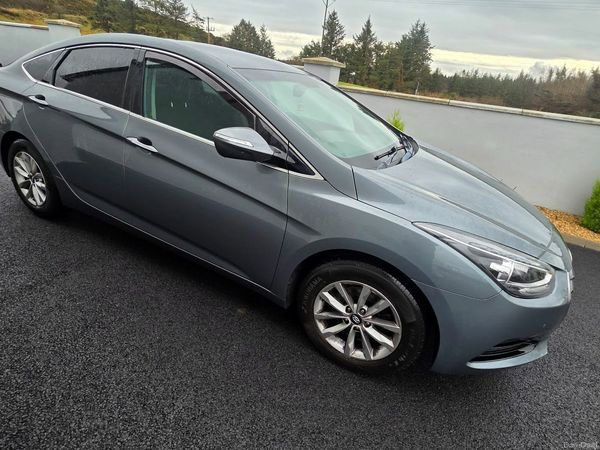 Hyundai i40 Saloon, Diesel, 2017, Silver