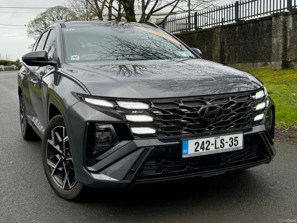 Hyundai Tucson SUV, Petrol Plug-in Hybrid, 2024, Grey