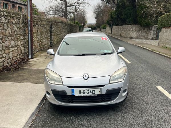 Renault Megane Estate, Diesel, 2011, Silver