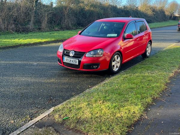 Volkswagen Golf Hatchback, Petrol, 2008, Red