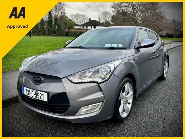 Hyundai Veloster Hatchback, Petrol, 2013, Silver