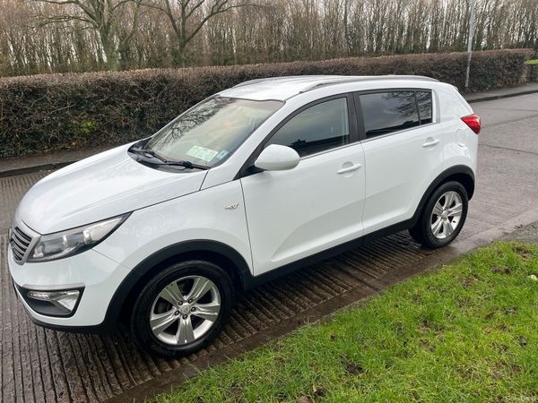 Kia Sportage SUV, Diesel, 2014, White