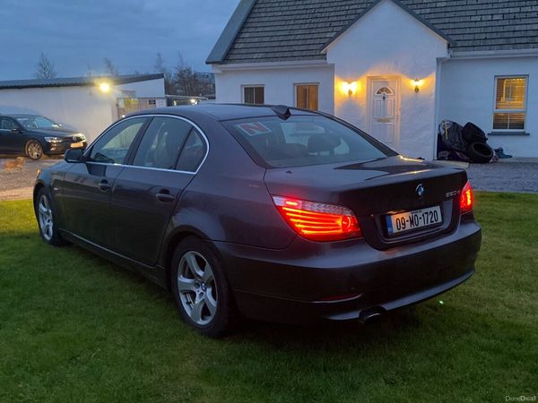 BMW 5-Series Saloon, Diesel, 2009, Grey