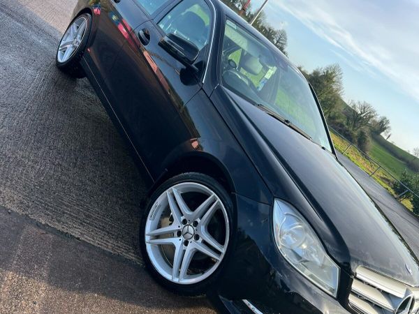 Mercedes-Benz C-Class Saloon, Diesel, 2012, Black