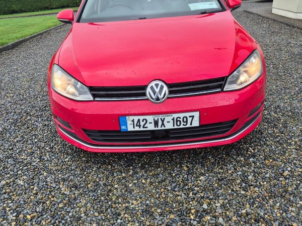 Volkswagen Golf Hatchback, Diesel, 2014, Red