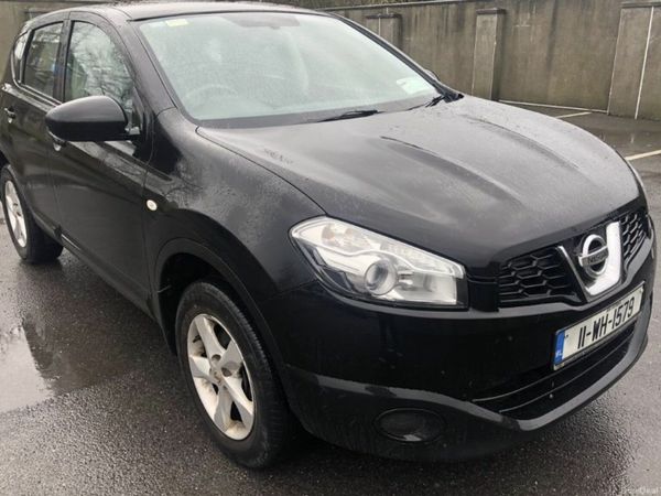 Nissan Qashqai Hatchback, Diesel, 2011, Black