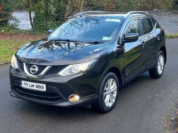 Nissan Qashqai SUV, Diesel, 2017, Black