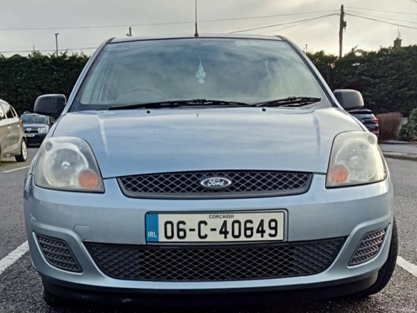 Ford Fiesta Hatchback, Petrol, 2006, Blue