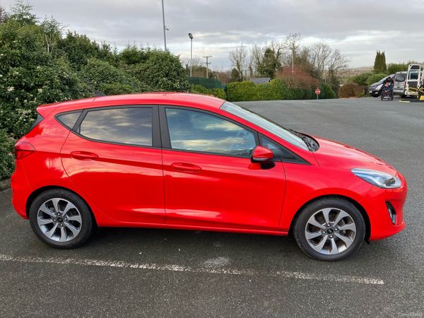 Ford Fiesta Hatchback, Petrol, 2021, Red