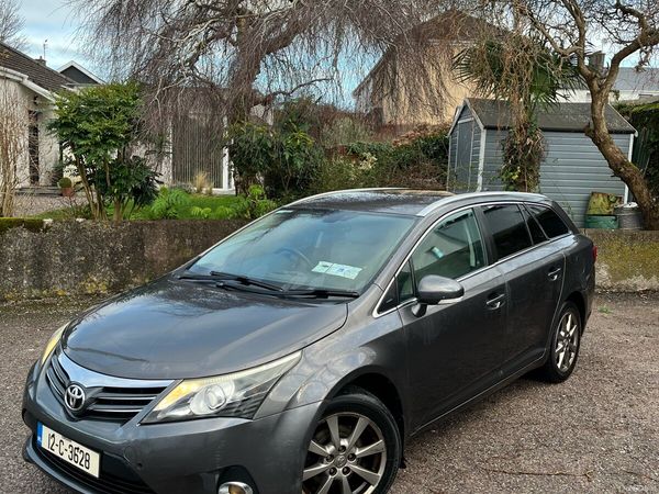 Toyota Avensis MPV, Diesel, 2012, Grey
