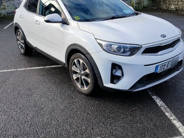 Kia Stonic Estate/Jeep, Diesel, 2017, White