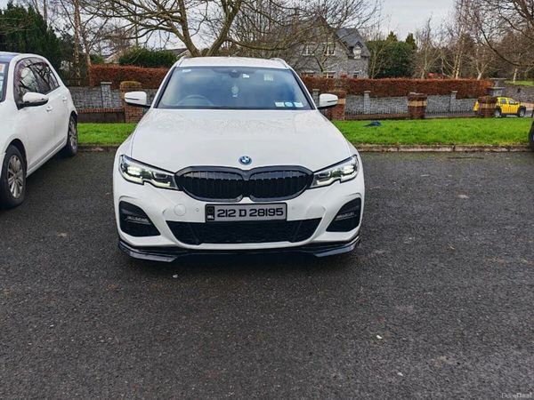 BMW 3-Series Estate, Petrol Plug-in Hybrid, 2021, White