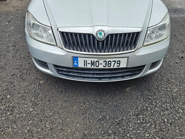 Skoda Octavia Hatchback, Diesel, 2011, Silver