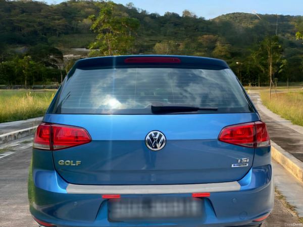 Volkswagen Golf Hatchback, Petrol, 2015, Blue
