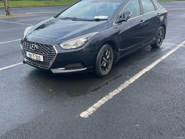 Hyundai i40 Saloon, Diesel, 2019, Black