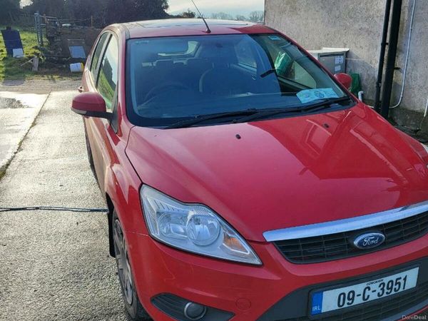 Ford Focus Hatchback, Diesel, 2009, Red