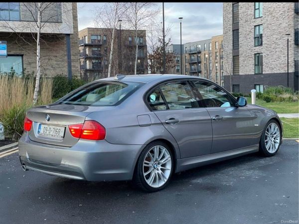 BMW 3-Series Saloon, Diesel, 2009, Grey