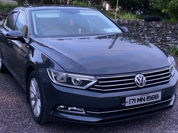 Volkswagen Passat Saloon, Diesel, 2017, Grey