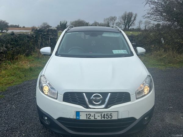 Nissan Qashqai Hatchback, Diesel, 2012, White
