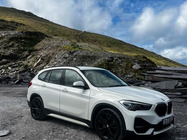 BMW X1 Estate, Petrol Plug-in Hybrid, 2021, White