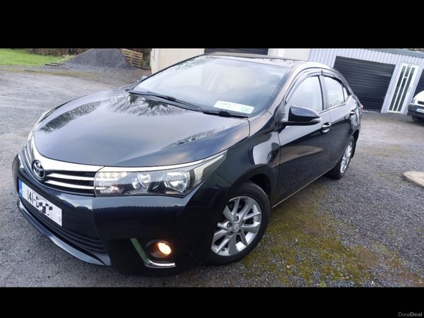 Toyota Corolla Saloon, Diesel, 2014, Black