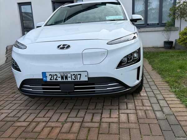 Hyundai KONA Hatchback, Electric, 2021, White
