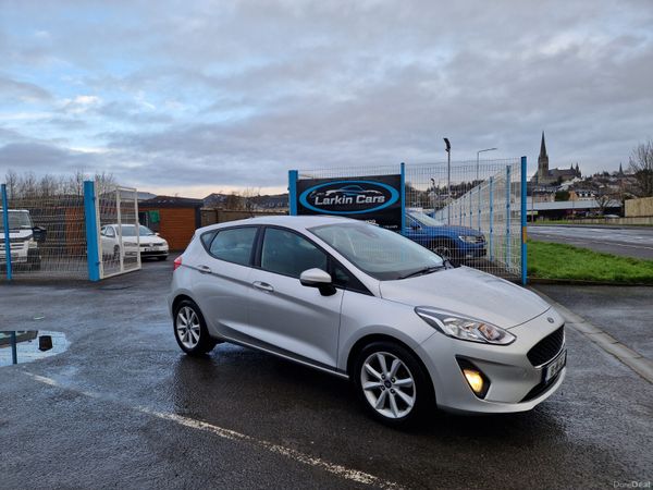 Ford Fiesta Hatchback, Petrol, 2018, Grey