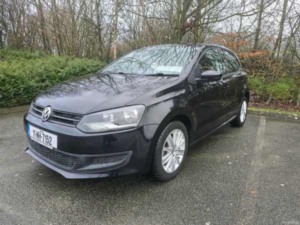 Volkswagen Polo Hatchback, Petrol, 2011, Black
