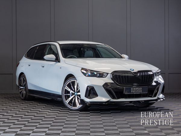 BMW 5-Series Estate, Petrol Plug-in Hybrid, 2025, Grey