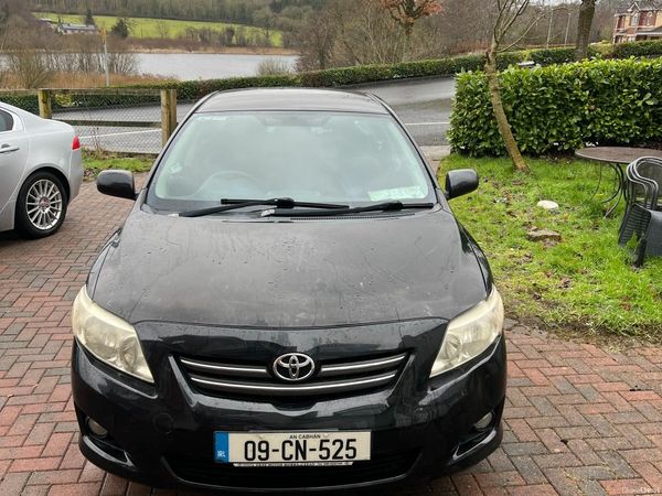 Toyota Corolla Saloon, Diesel, 2009, Black