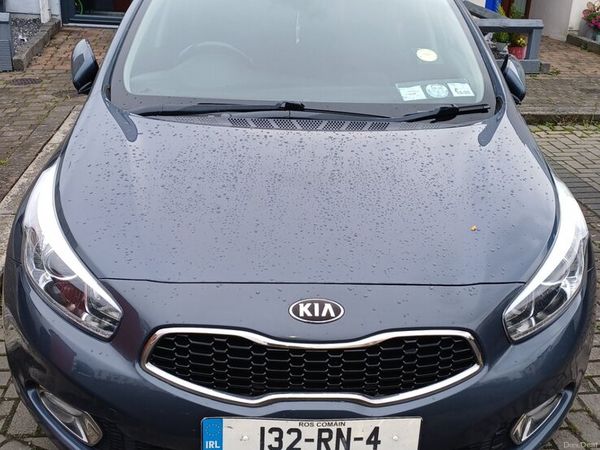 Kia Ceed Hatchback, Diesel, 2013, Blue