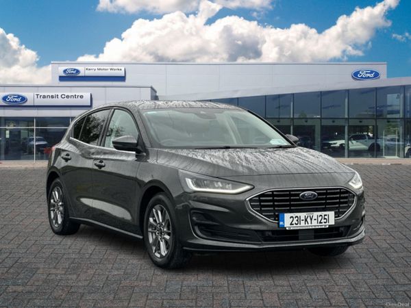 Ford Focus Hatchback, Petrol, 2023, Grey