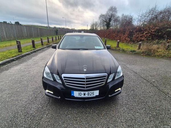 Mercedes-Benz E-Class Saloon, Diesel, 2010, Black