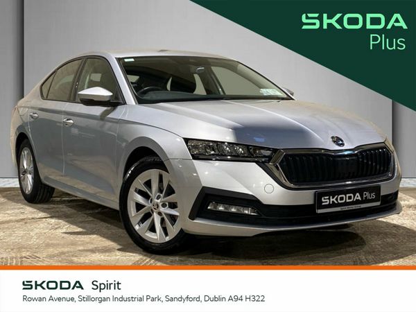 Skoda Octavia Saloon, Petrol Hybrid, 2024, Grey