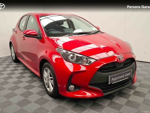 Toyota Yaris Hatchback, Petrol, 2024, Red