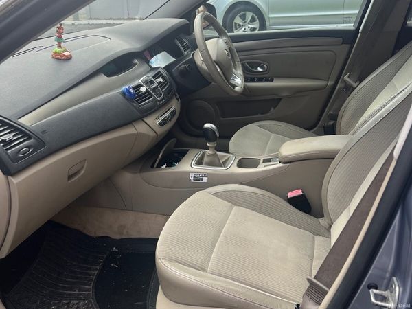 Renault Laguna Hatchback, Diesel, 2008, Blue