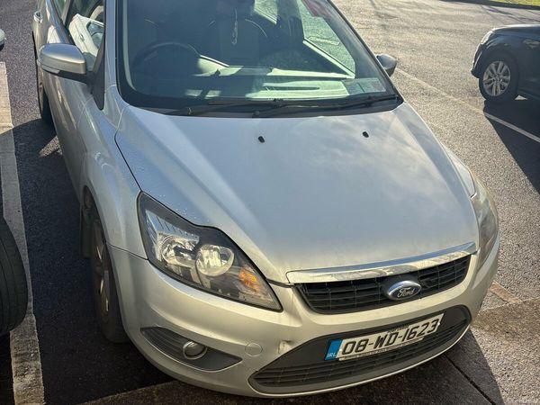 Ford Focus Hatchback, Petrol, 2008, Silver