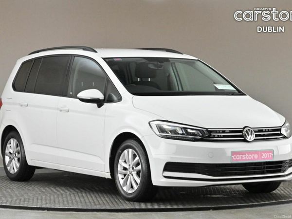Volkswagen Touran MPV, Petrol, 2017, White